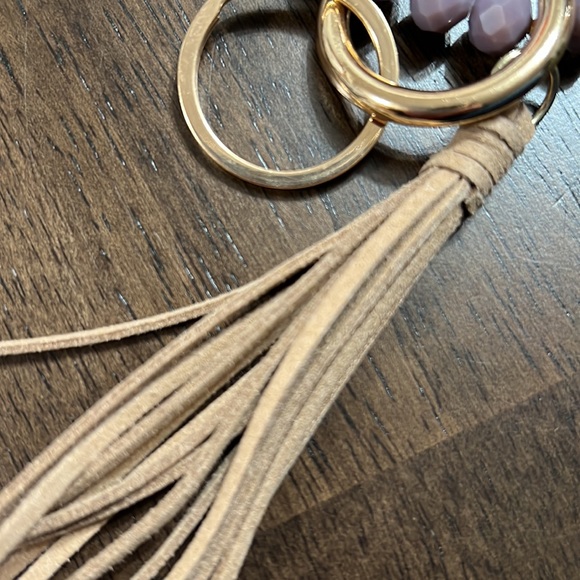 Steve Madden Zip Around CardCase Wristlet & keychain - Picture 11 of 11